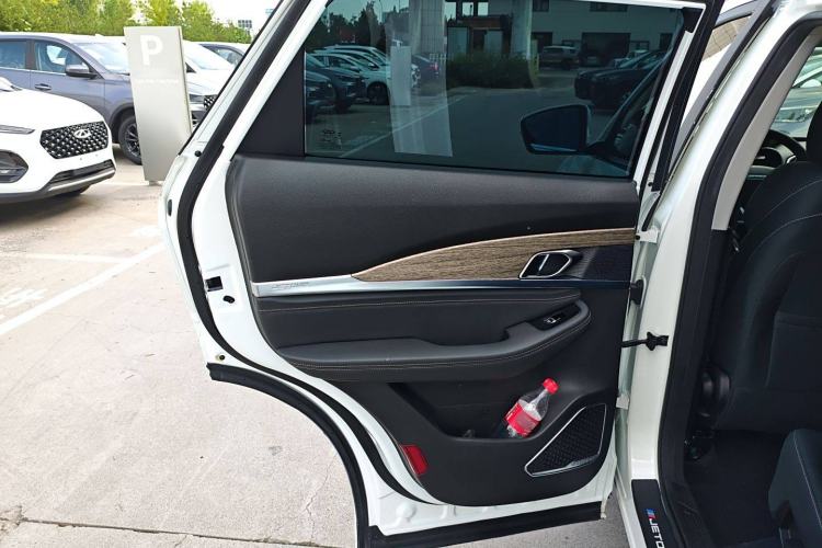 Used JETOUR X70 2020 1.5T DCT Comfort Edition 7-Seater