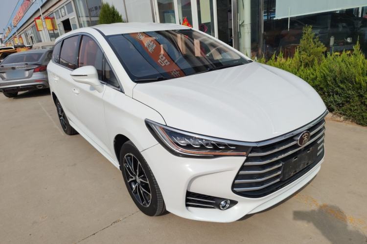 Used BYD Song MAX 2017 1.5T Manual Smart Connect Luxury 7-Seater
