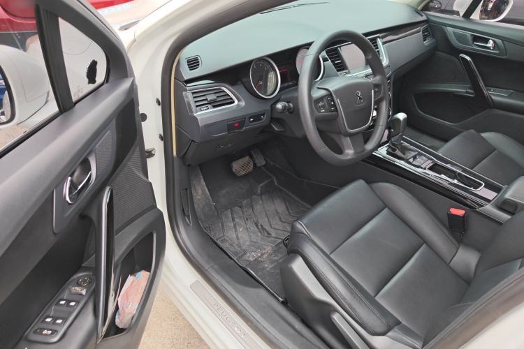 Used Peugeot 508 2015 1.6THP Automatic Zhiiyi Edition Driver Seat