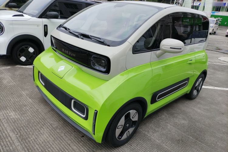 Used Baojun KiWi EV 2021 Artist Model Lithium Iron Phosphate