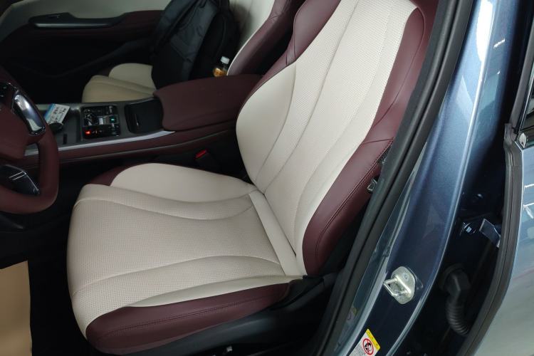 Used BYD Seal 2024 HONOR Edition DM-i 1.5L 121km Prestige Model Left Front Seat