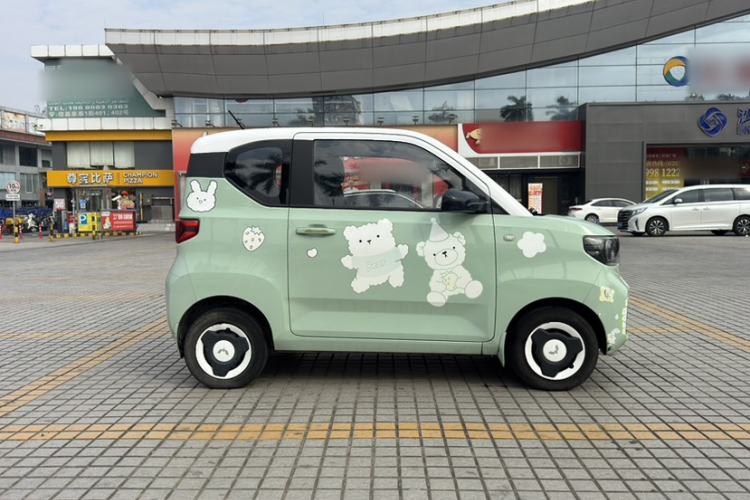 Used Wuling Hongguang MINIEV 2021 Macaron Premium Model – Lithium Iron Phosphate