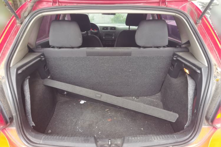 Used Volkswagen Polo 2013 1.4L Manual Fashion Edition Trunk