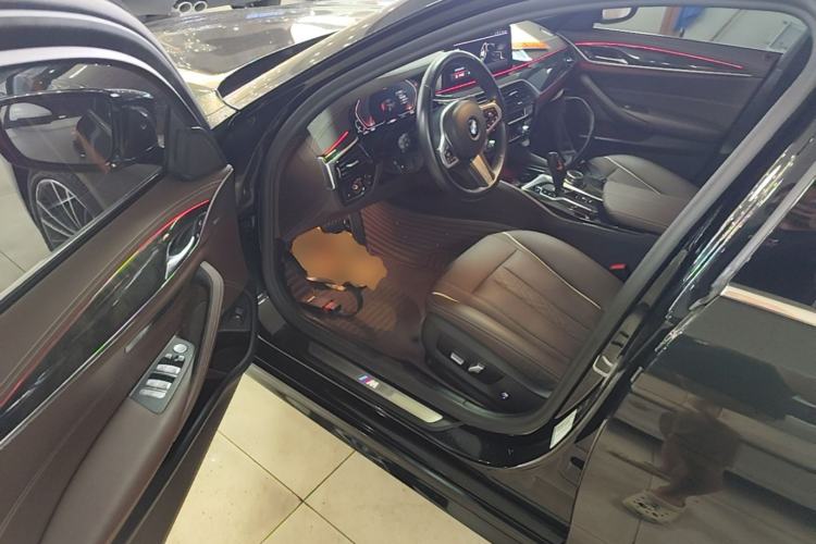 Used BMW 5 Series 2021 530Li Leading Model M Sport Package