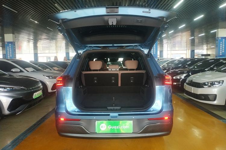 Used Chery Tiggo 8 PLUS C-DM 2025 1.5T 116 km Prestige Version 5 Seats