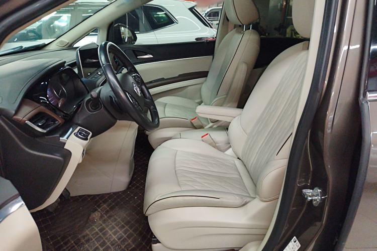 Used Buick GL8 2023 Land Executive Class 652T Luxury Model