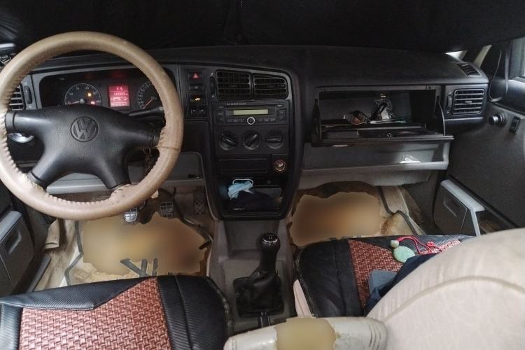 Used Volkswagen Jetta 2010 1.6L Partner