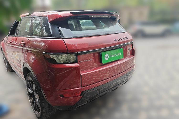 Used Land Rover Range Evoque 2014 2.0T 5-Door Christmas Limited Edition
