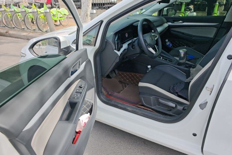 Used Volkswagen Golf 2023 Facelift 280TSI DSG Pro
