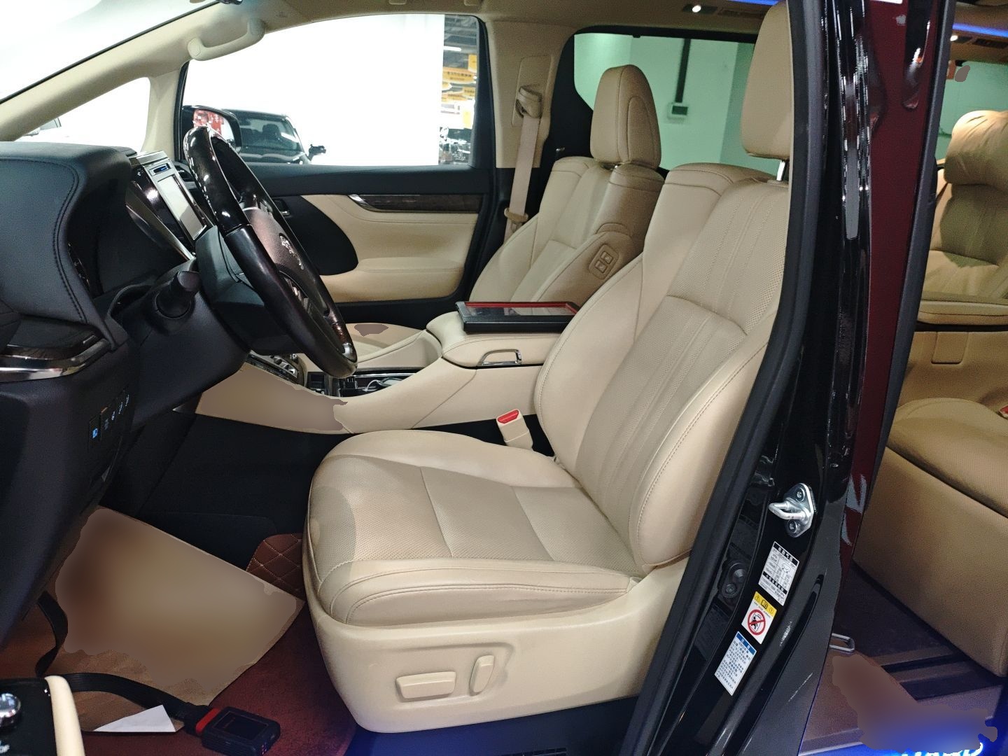 Interior delantero