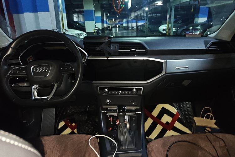 Used Audi Q3 2022 35 TFSI Fashion Dynamic Model