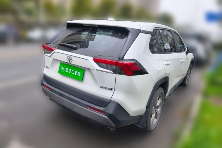 Used Toyota RAV4 2021 2.0L CVT Two-Wheel Drive Fashion PLUS Edition
