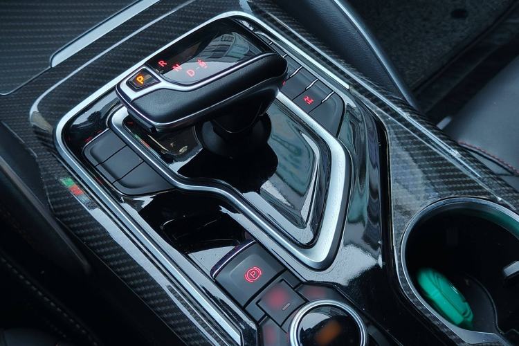 Used SAIC MAXUS D90 Pro 2022 2.0T Diesel 4x4 Amazon Edition 7-Seater
