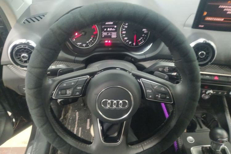 Used Audi Q2L 2022 35 TFSI Fashionable and Elegant Model
