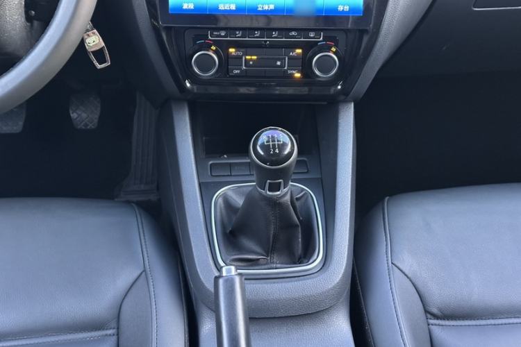 Used Volkswagen Sagitar 2014 1.4TSI Manual Luxury Model
