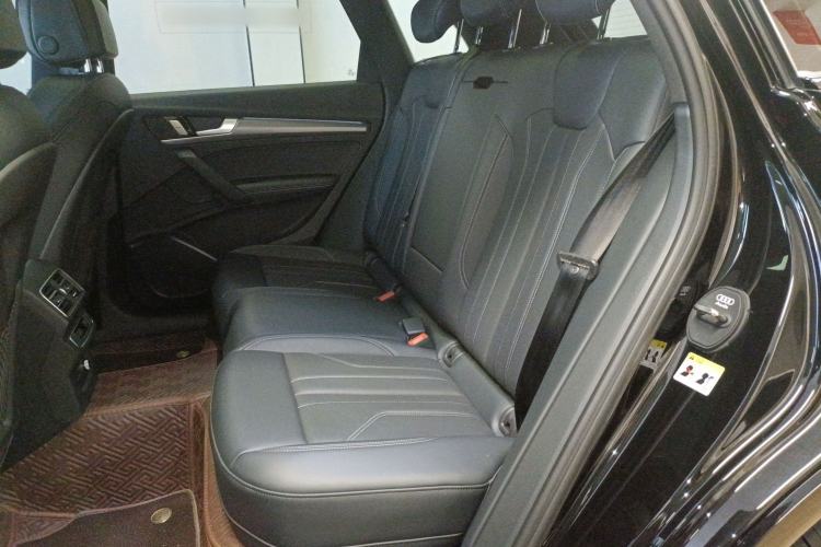 Used Audi Q5L 2025 quattro 45th Anniversary Edition 40 TFSI Luxury Dynamic Model
