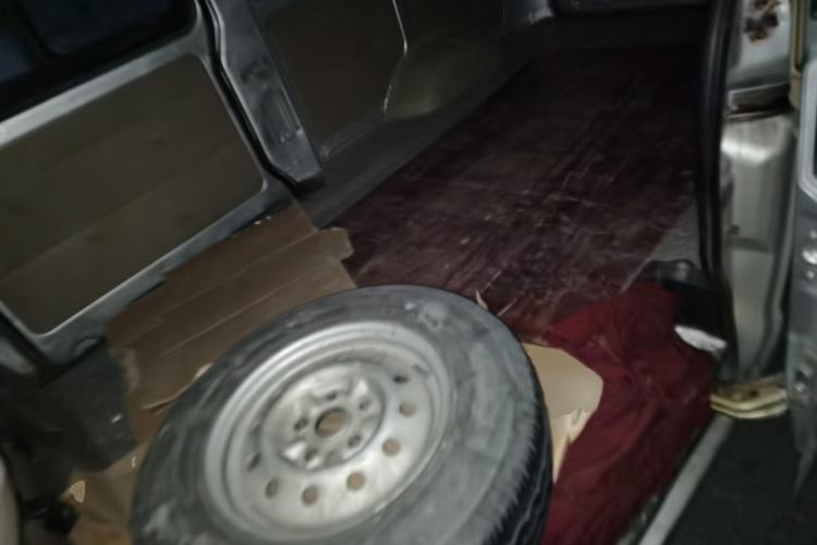 Used Dongfeng Xiaokang C37 2016 1.5L Standard II DK15-06 Left Rear Seat