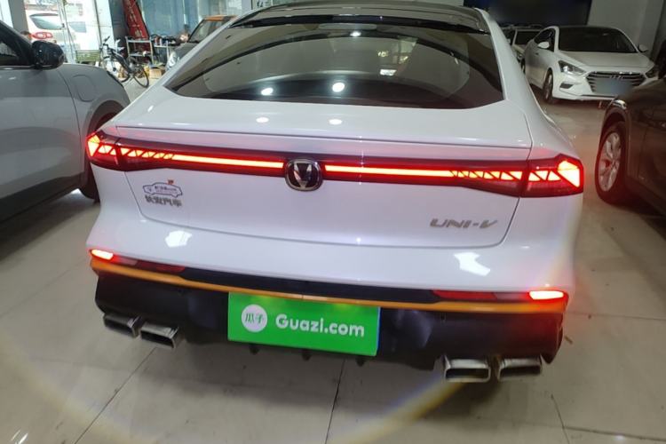Used CHANGAN UNI-V 2024 1.5T Prestige Sport Edition
