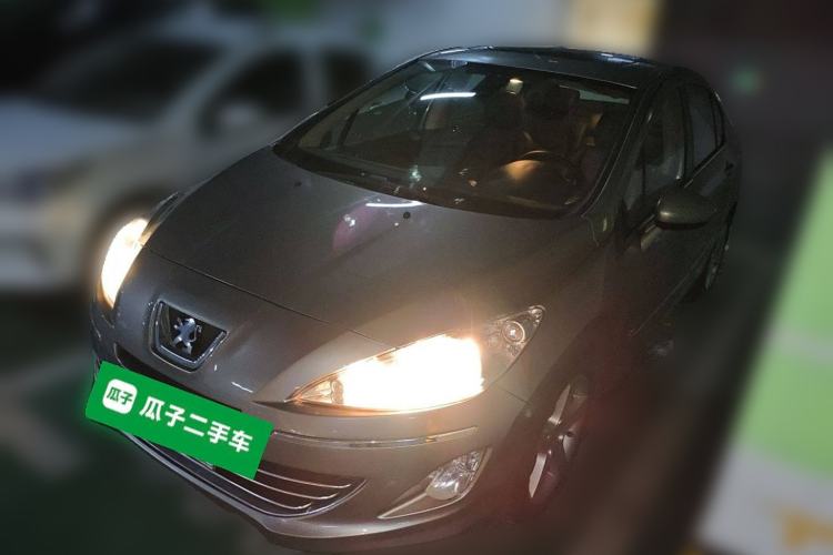 Used Peugeot 408 2011 2.0L Manual Luxury Edition