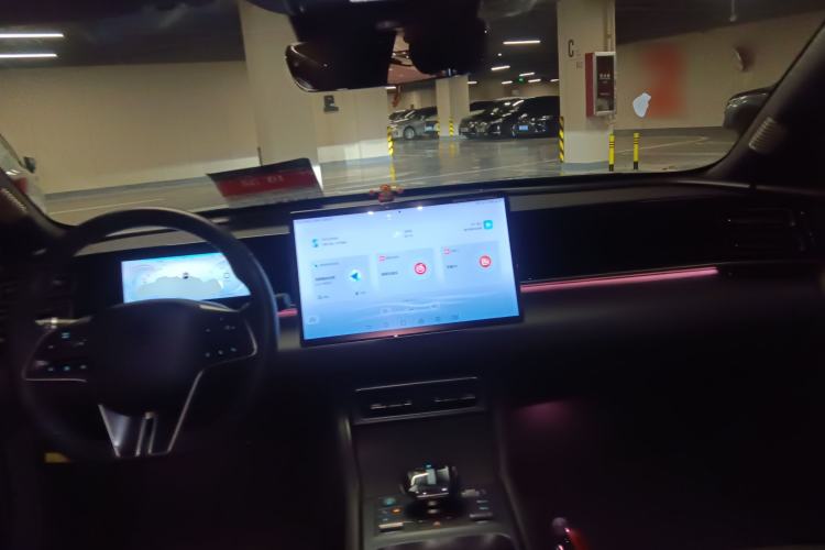 Used BYD Qin L 2024 DM-i 120KM Excellence Model
