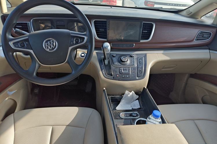 Used Buick GL8 2014 2.4L CT Luxury Business Comfort Edition