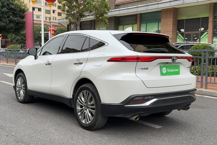 Used Toyota Harrier 2022 2.0L CVT Two-Wheel Drive Deluxe Edition
