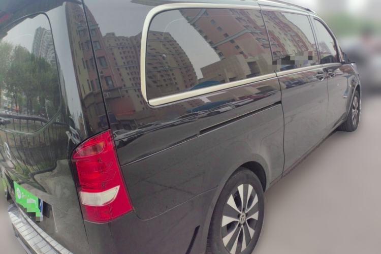 Used Mercedes-Benz Vito 2021 2.0T Elite Version 7 Seats Rear Right 45 Deg