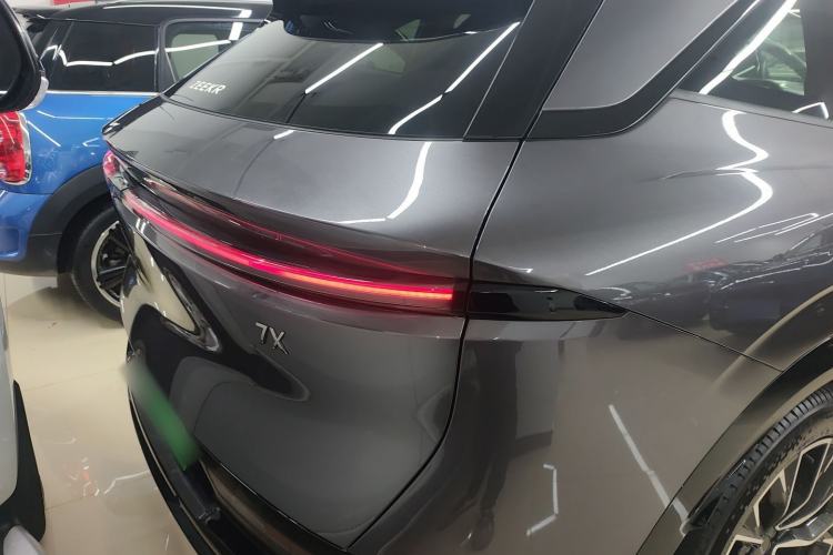 Used Zeekr 7X 2025 100kWh Long-Range All-Wheel Drive Intelligent Driving Version