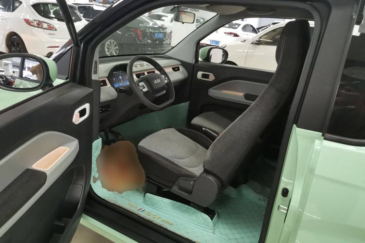 Used Chery New Energy QQ Ice Cream 2022 170km Sundae Phosphate Lithium-Ion