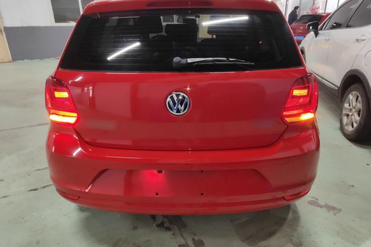 Used Volkswagen Polo 2016 1.4L Manual Fashion Model
