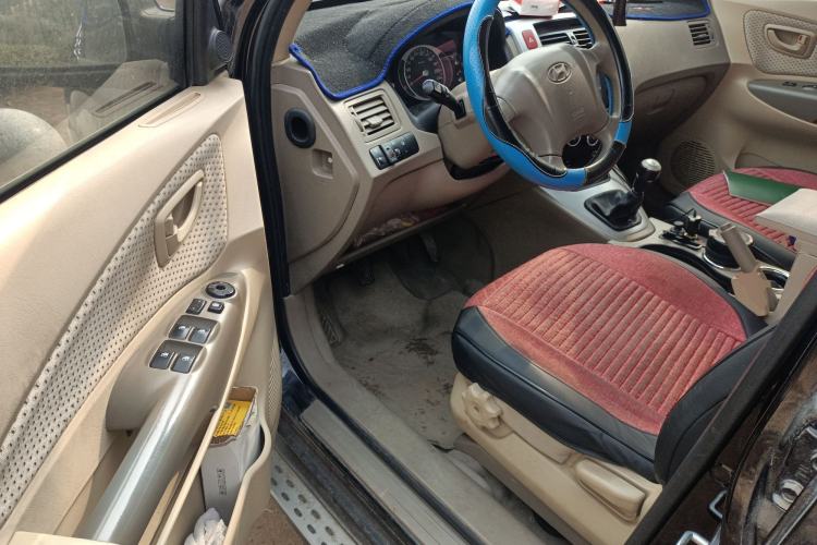 Used Hyundai Tucson 2013 2.0L Manual Two-Wheel Drive Fashion Edition