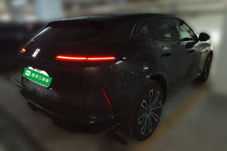 Used Avatr 07 2024 Max Extended-Range Edition Rear Right 45 Deg