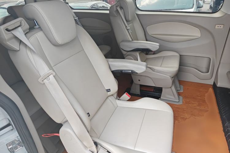 Used Ford Transit 2017 2.0T Diesel Multi-Purpose Commercial Vehicle Short Wheelbase Low Roof China V Standard
