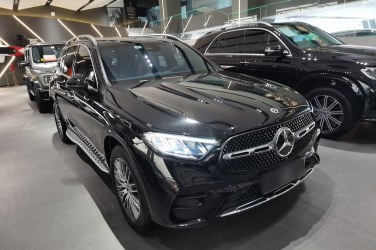 Used Mercedes-Benz GLC 2025 Refreshed GLC 300 L 4MATIC Dynamic Version 5 Seats Exterior 1