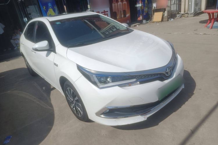 Used Toyota Corolla Hybrid E+ 2019 1.8L E-CVT Leading Edition Front Right 45 Deg