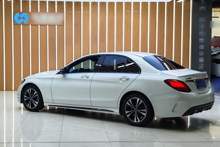 Used Mercedes-Benz C-Class 2019 C 260 Sport Edition Exterior 4