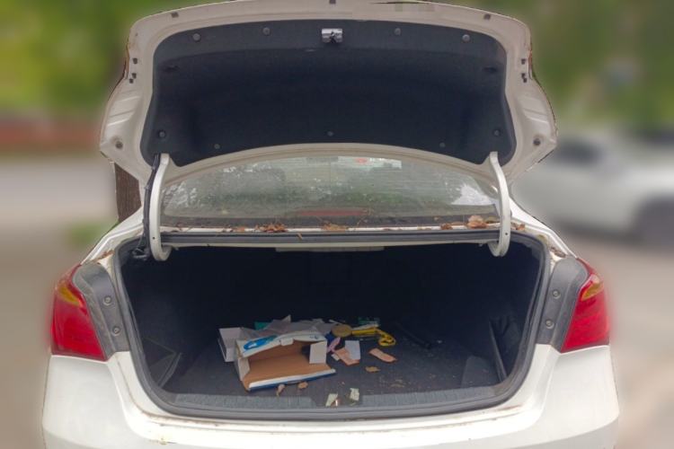 Used Hyundai Mistra 2014 1.8L Automatic Deluxe DLX Model Trunk