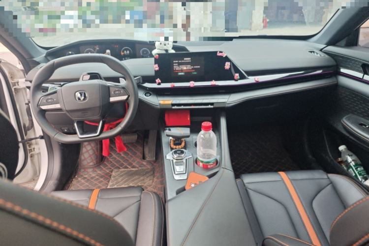 Used CHANGAN UNI-V 2024 1.5T Prestige Edition
