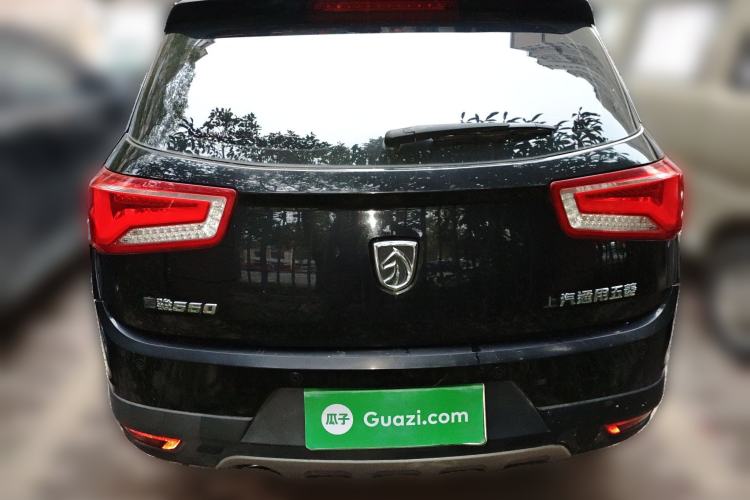 Used Baojun 560 2015 1.8L manual luxury version
