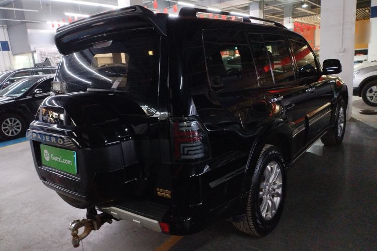 Used Mitsubishi Pajero (Parallel Import) 2019 V97 3.8L 5-Door GLS Middle East Edition
