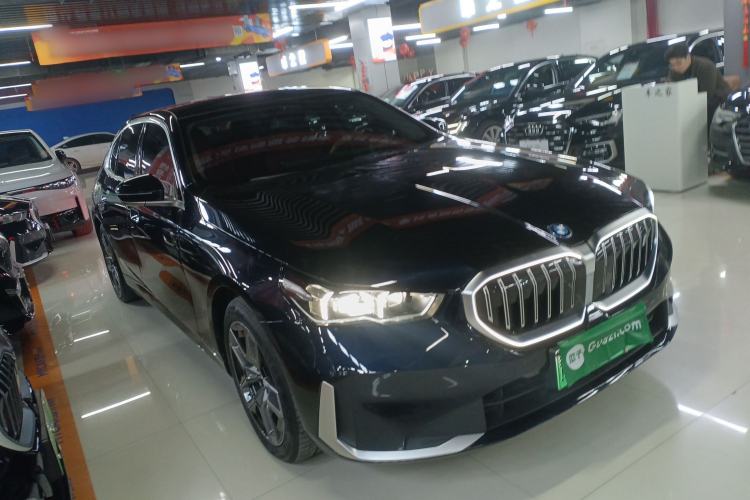 Used BMW i5 2024 eDrive 35L Luxury Package