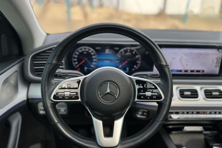 Used Mercedes-Benz GLE 2023 GLE 350 4MATIC Coupe SUV Fashion Model