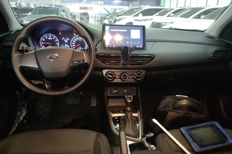 Used Hyundai Celesta 2020 1.6L Automatic GL Enjoyable Edition
