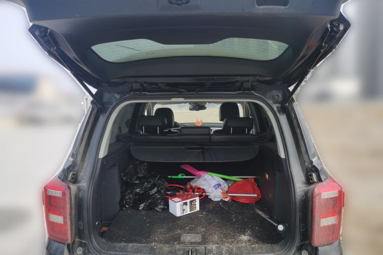 Used GAC Trumpchi GS7 2017 320T Two-Wheel-Drive Luxury Smart Connectivity Model
