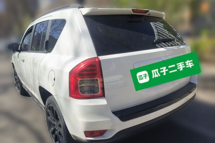 Used Jeep Compass 2013 2.0L Two-Wheel Drive Black Luxury Edition