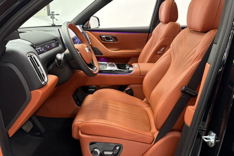 Used Geely Galaxy M9 2025 Model 210km Four-Wheel-Drive Leading Edition Left Front Seat