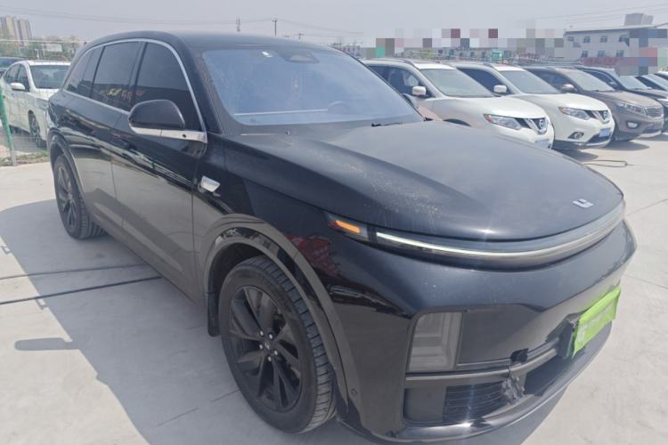 Used Li Auto L7 2023 Air model Front Right 45 Deg