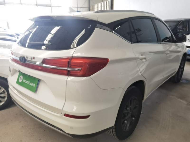 Used BYD Song 2020 Classic Edition 1.5T Automatic Elite Model — 6