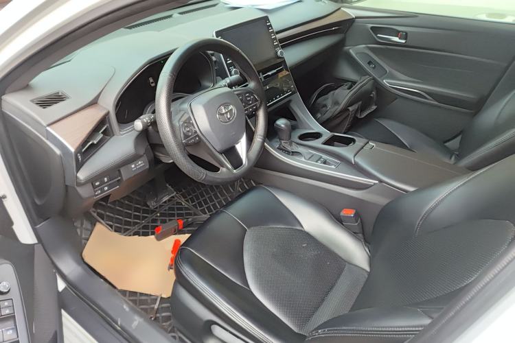 Used Toyota Avalon 2019 2.0L Ambition Edition China VI
