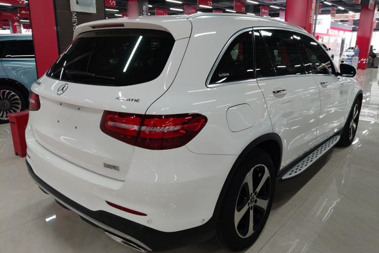 Used Mercedes-Benz GLC 2019 Facelift GLC 260 L 4MATIC Luxury Model
